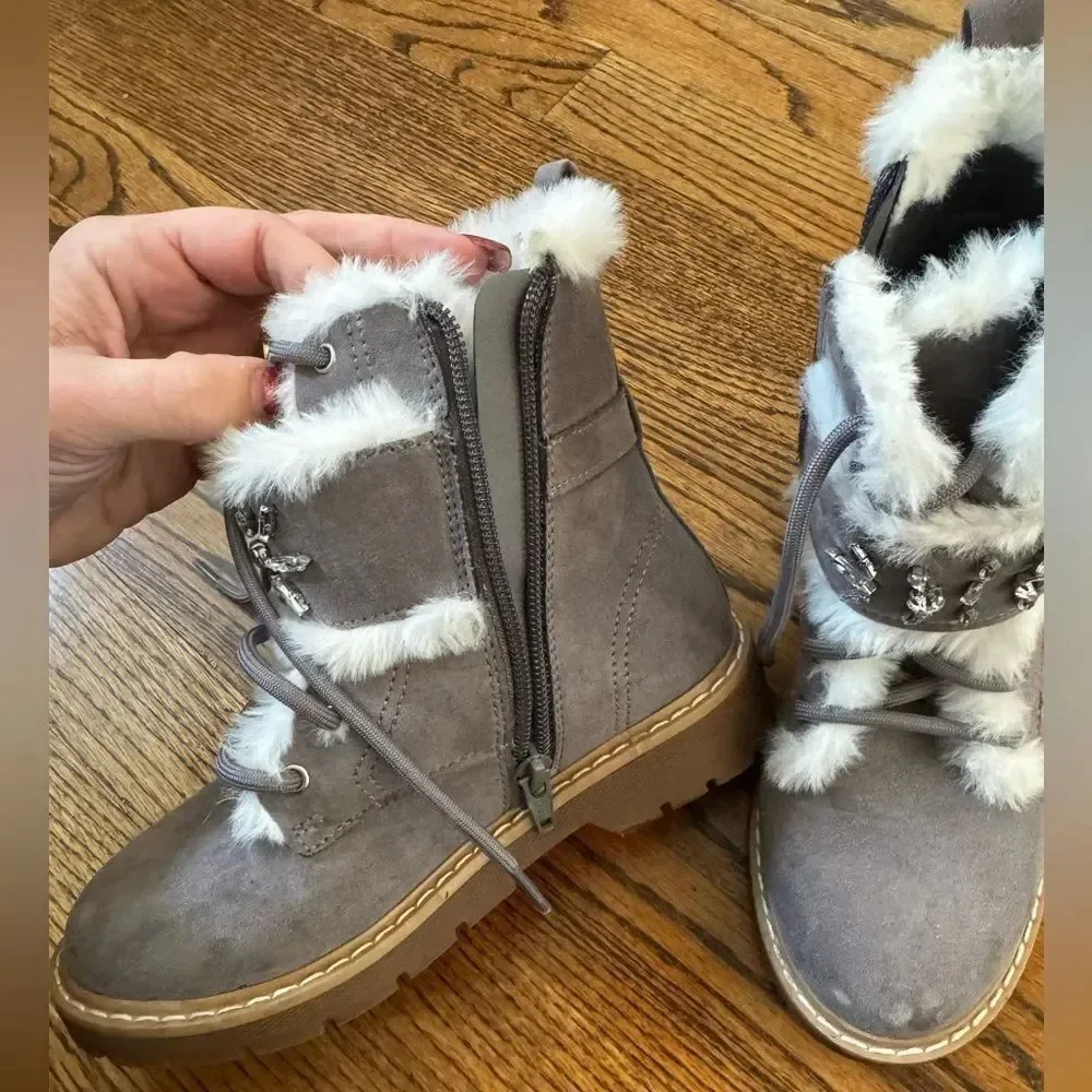WONDER NATION Gray White Faux Fur Rhinestone Sparkle Gem Boots 1